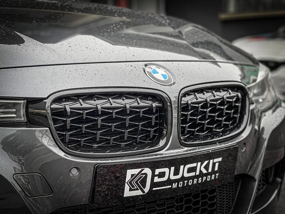 BMW F30 - Diamond Front Grill